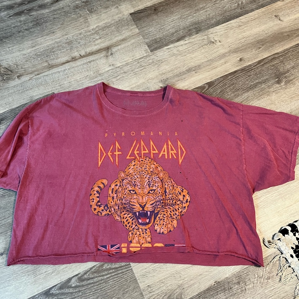 Def Leppard Pyromania Graphic Tee